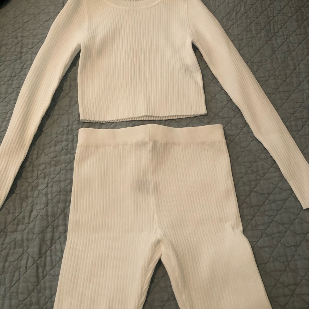 Comfy 2 piece lounge set comfortable anyway